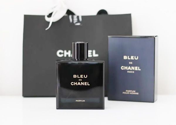 Thiết kế chai nước hoa Chanel Bleu De Chanel Parfum 10ml